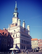 O ładnych dziewczynach uważanych za głupie