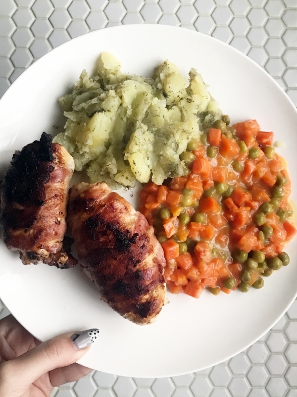 Sama w Azji, wściekła Uma Thurman i czy zabiłbyś człowieka? [TYGODNIK]