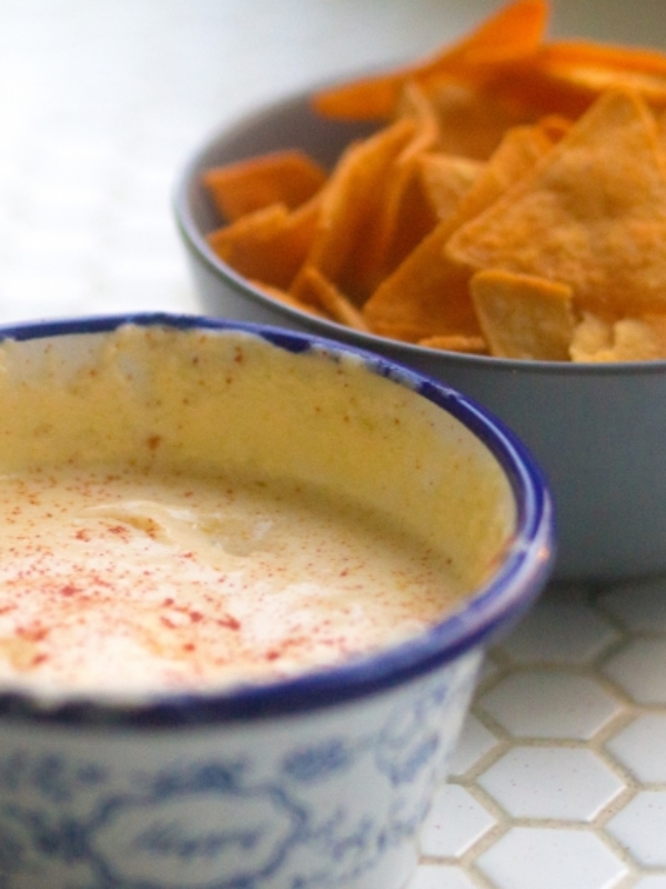 Dip serowy do nachosów – najlepszy przepis świata