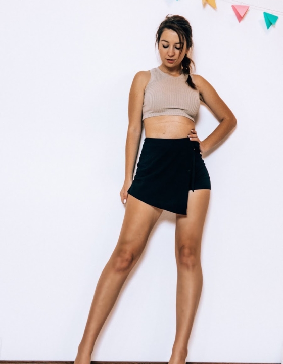 Jaki buty by nogi wyglądały na dłuższe?